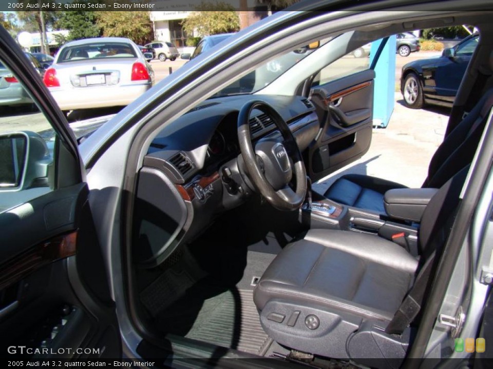 Ebony Interior Photo for the 2005 Audi A4 3.2 quattro Sedan #39045784