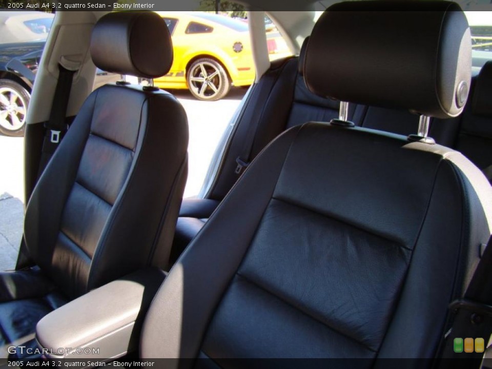 Ebony Interior Photo for the 2005 Audi A4 3.2 quattro Sedan #39045804