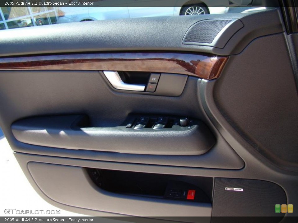 Ebony Interior Door Panel for the 2005 Audi A4 3.2 quattro Sedan #39045880