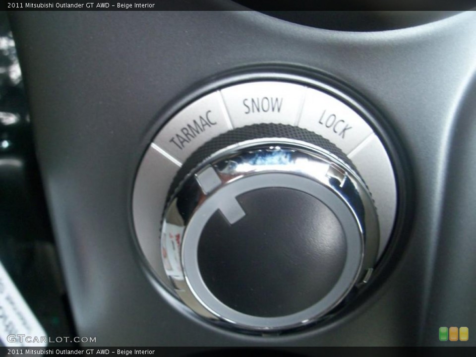 Beige Interior Controls for the 2011 Mitsubishi Outlander GT AWD #39047076