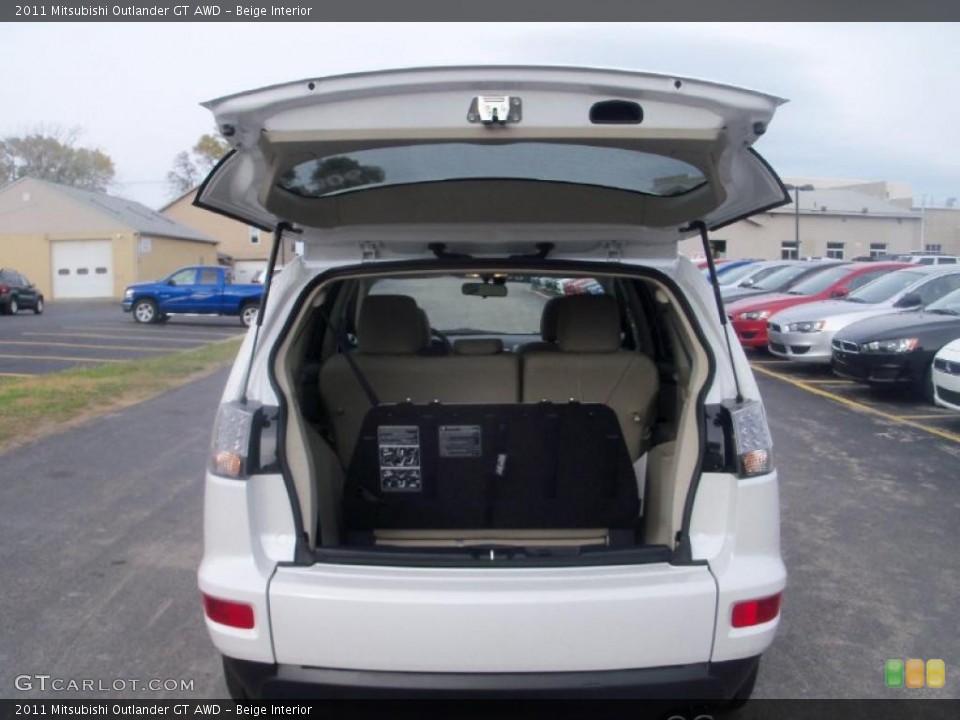 Beige Interior Trunk for the 2011 Mitsubishi Outlander GT AWD #39047152