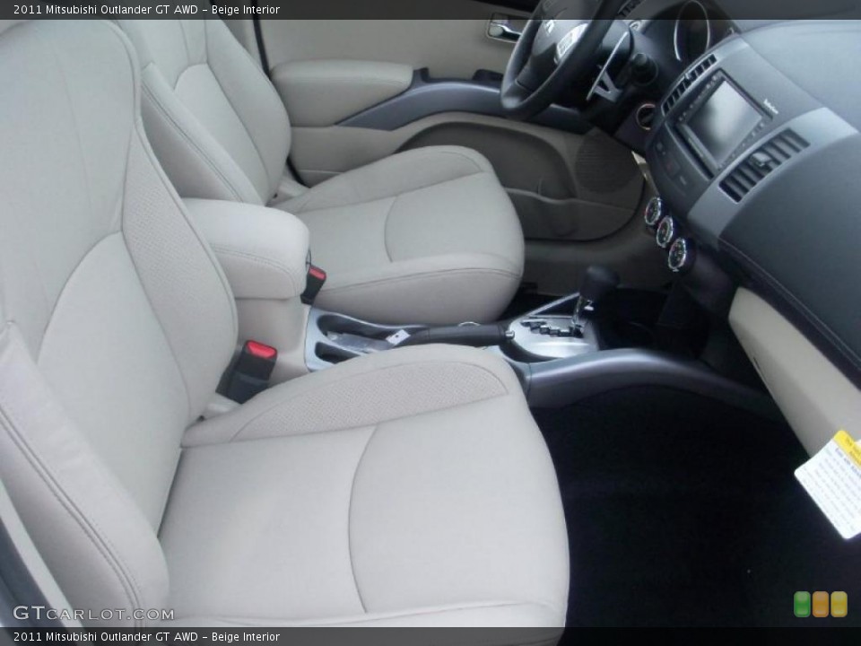 Beige Interior Photo for the 2011 Mitsubishi Outlander GT AWD #39047168