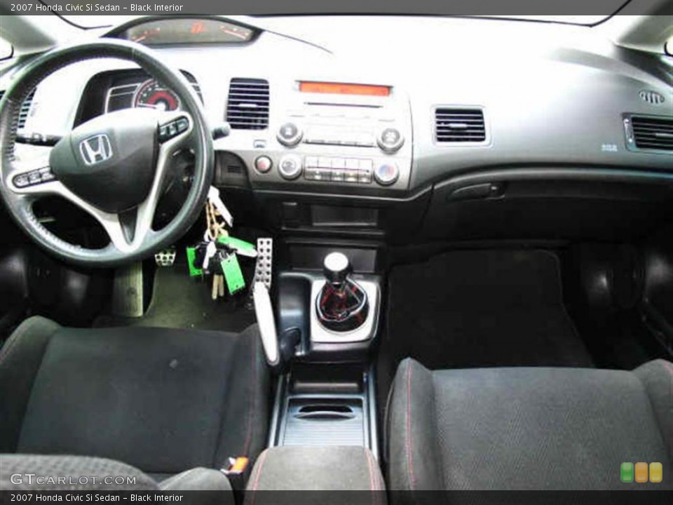 Black Interior Dashboard for the 2007 Honda Civic Si Sedan #39048512