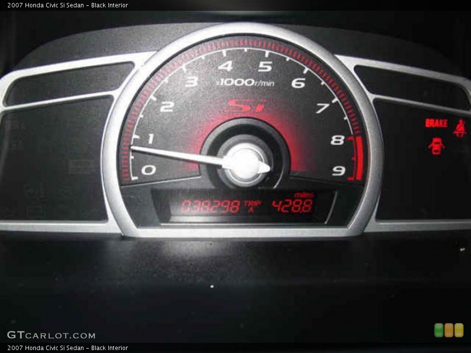 Black Interior Gauges for the 2007 Honda Civic Si Sedan #39048612