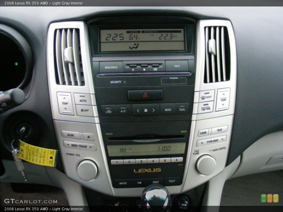 Light Gray Interior Controls for the 2008 Lexus RX 350 AWD #39050760