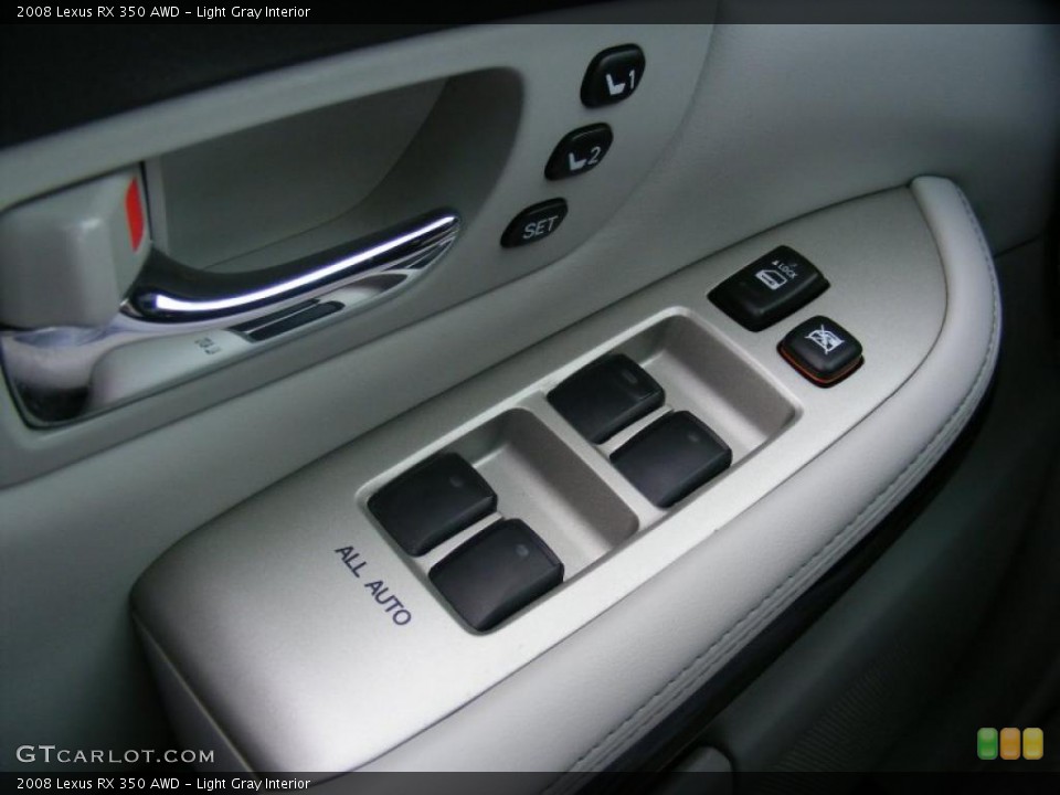 Light Gray Interior Controls for the 2008 Lexus RX 350 AWD #39050844
