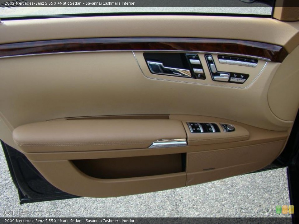 Savanna/Cashmere Interior Door Panel for the 2009 Mercedes-Benz S 550 4Matic Sedan #39051158