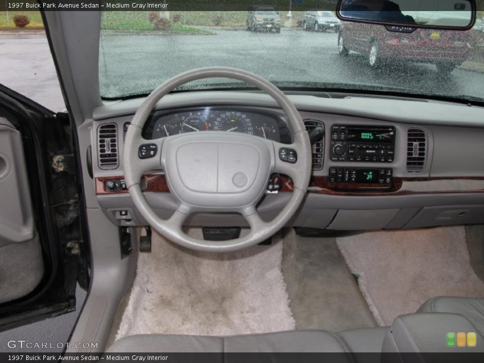 Medium Gray Interior Dashboard for the 1997 Buick Park Avenue Sedan #39051424