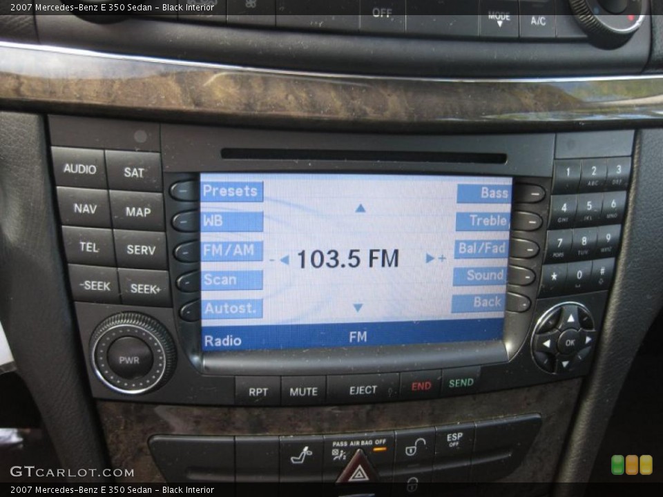 Black Interior Controls for the 2007 Mercedes-Benz E 350 Sedan #39051472