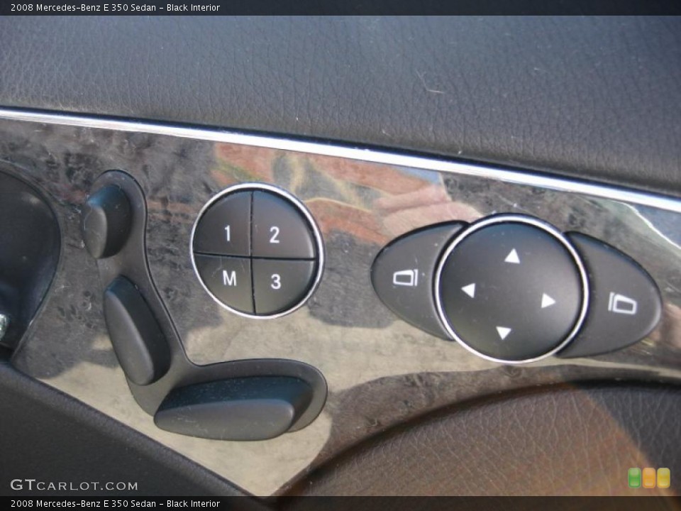 Black Interior Controls for the 2008 Mercedes-Benz E 350 Sedan #39053184