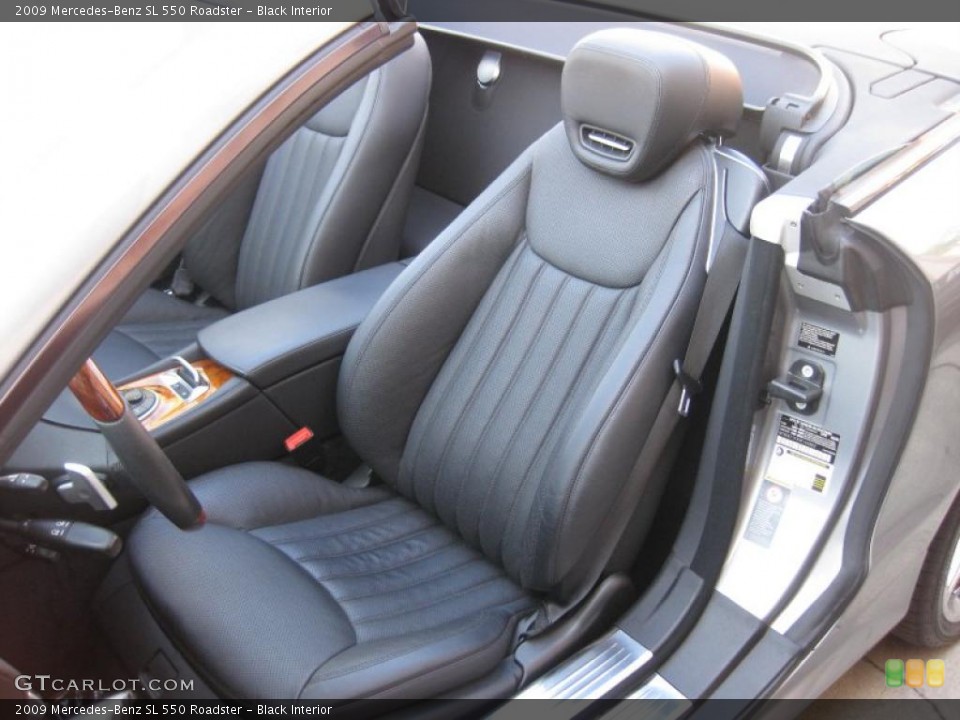 Black Interior Photo for the 2009 Mercedes-Benz SL 550 Roadster #39054136