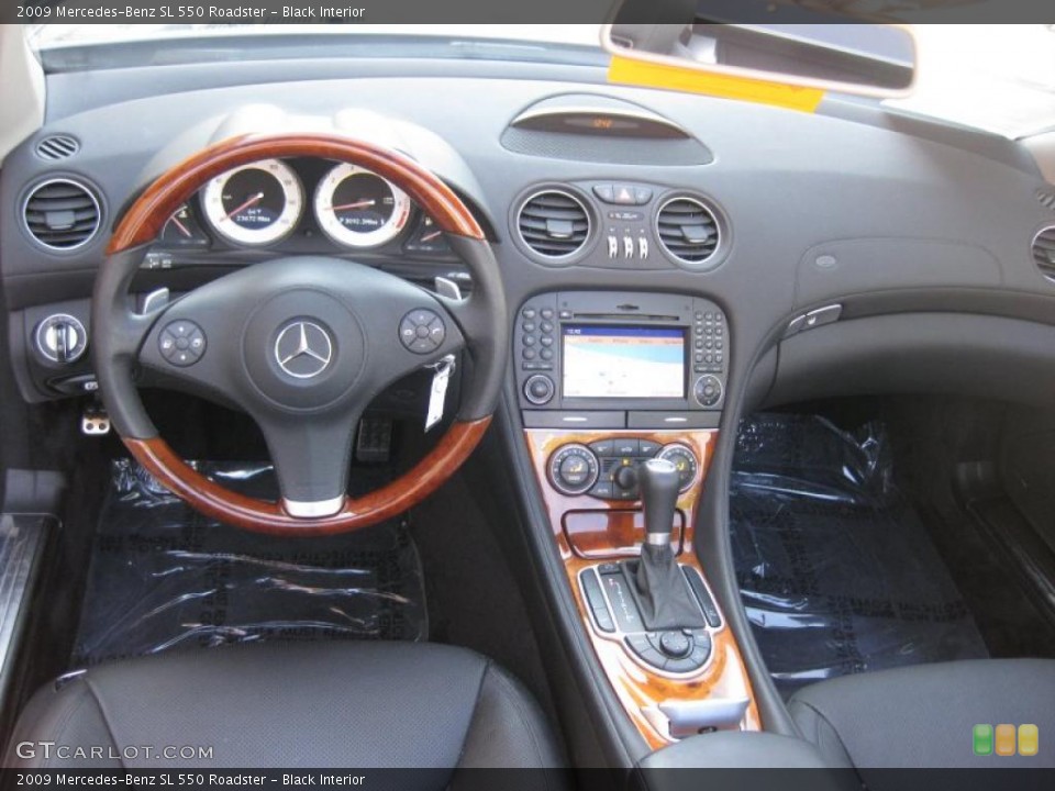Black Interior Prime Interior for the 2009 Mercedes-Benz SL 550 Roadster #39054152
