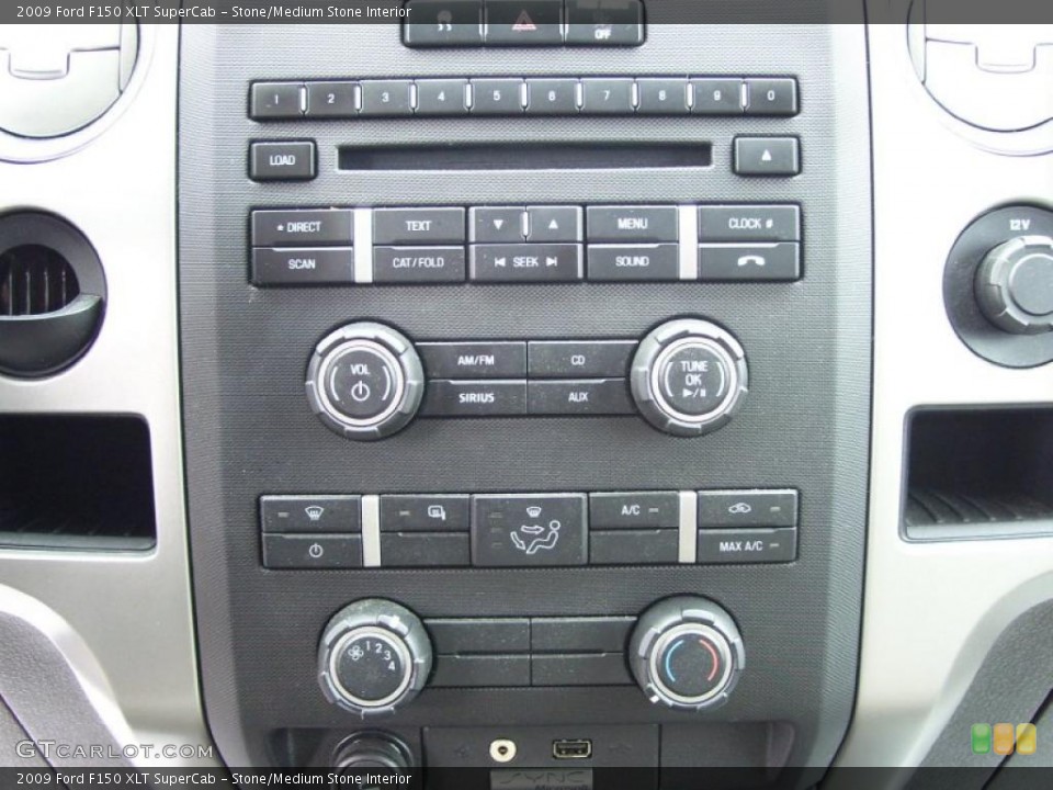 Stone/Medium Stone Interior Controls for the 2009 Ford F150 XLT SuperCab #39054708