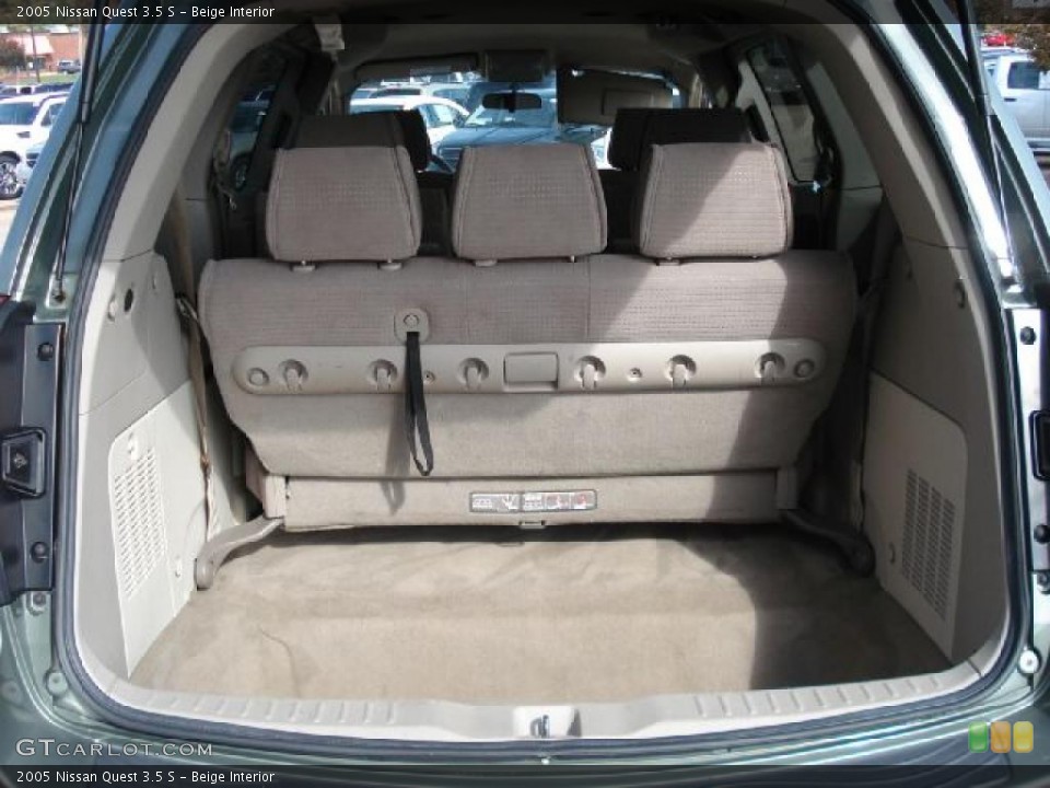 Beige Interior Trunk for the 2005 Nissan Quest 3.5 S #39056064