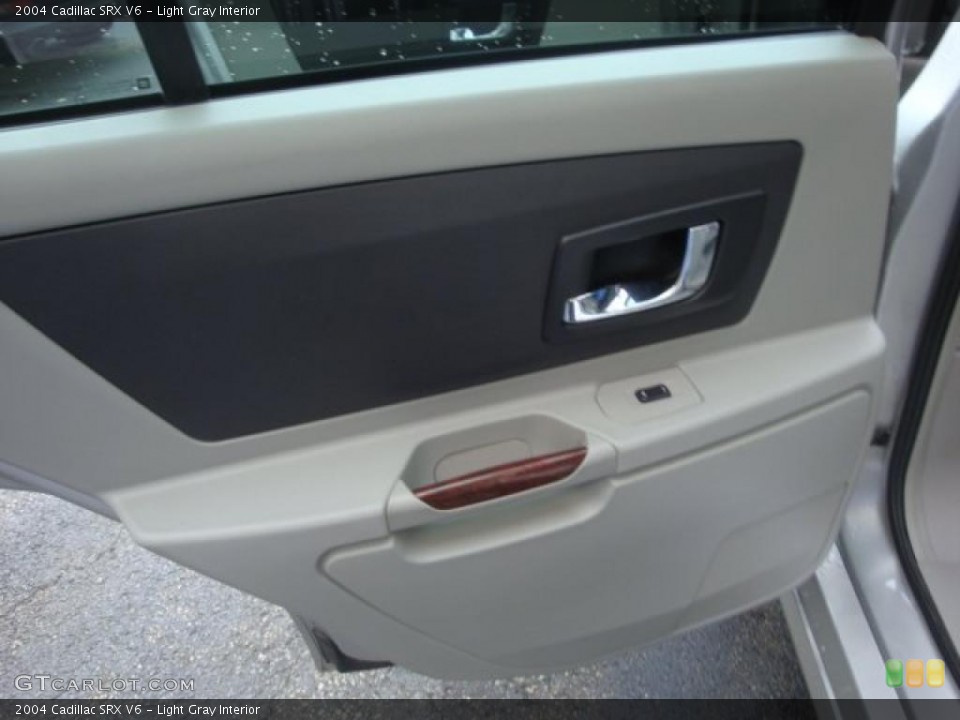 Light Gray Interior Door Panel for the 2004 Cadillac SRX V6 #39057168