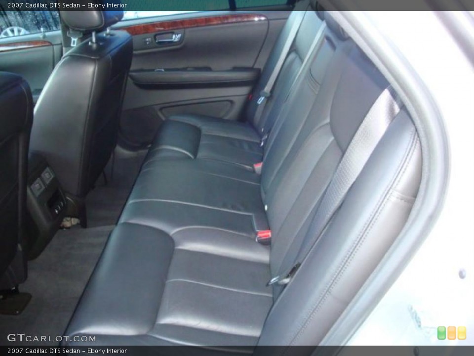 Ebony Interior Photo for the 2007 Cadillac DTS Sedan #39057712