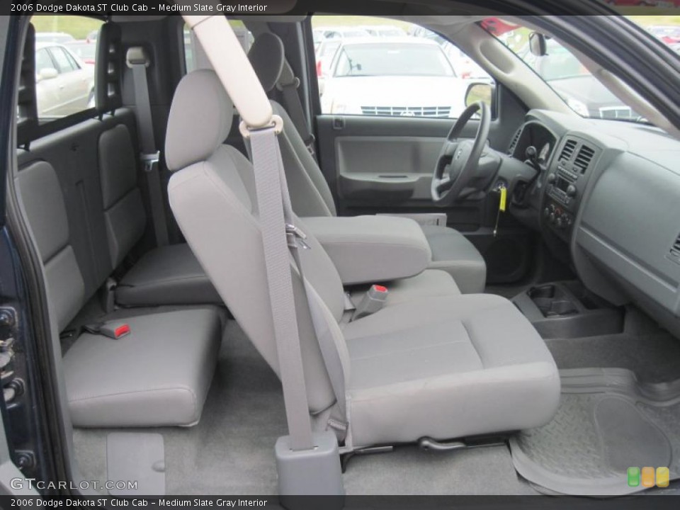Medium Slate Gray Interior Photo for the 2006 Dodge Dakota ST Club Cab #39060851