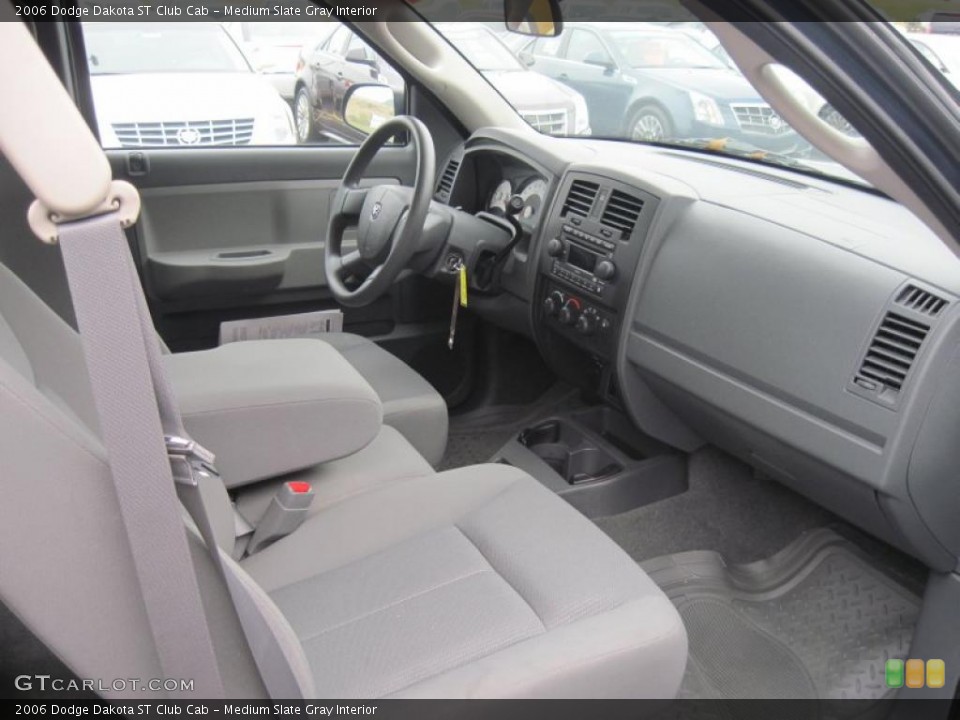 Medium Slate Gray Interior Dashboard for the 2006 Dodge Dakota ST Club Cab #39060867