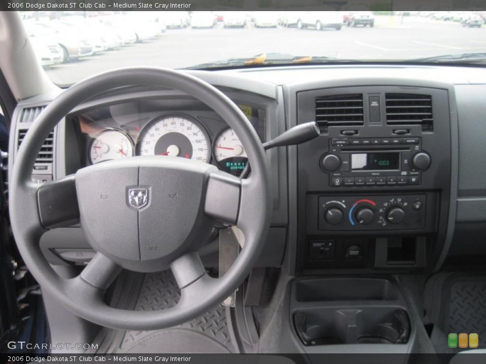 Medium Slate Gray Interior Dashboard for the 2006 Dodge Dakota ST Club Cab #39060883