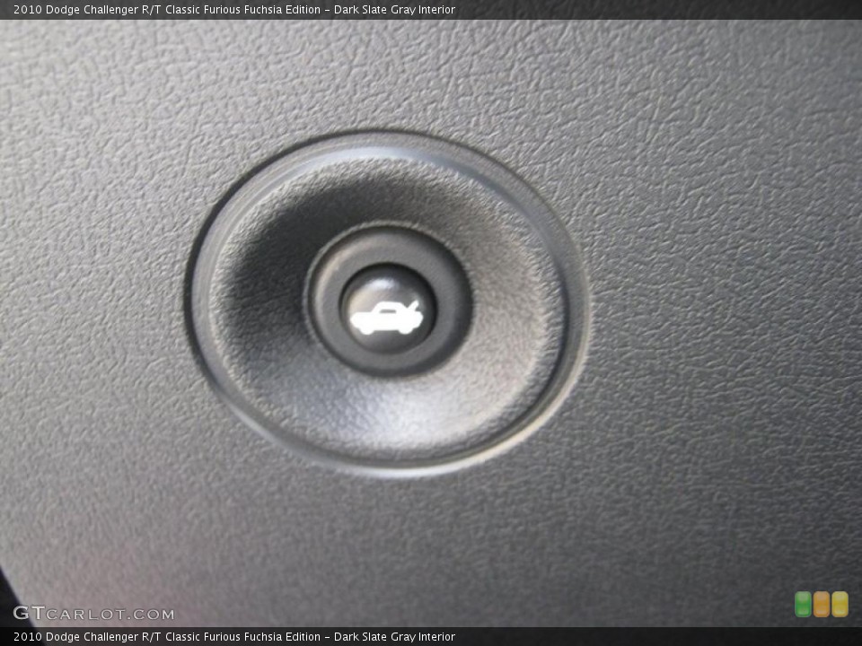 Dark Slate Gray Interior Controls for the 2010 Dodge Challenger R/T Classic Furious Fuchsia Edition #39064184