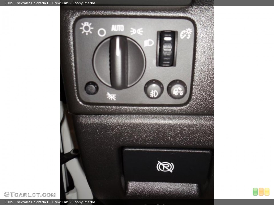 Ebony Interior Controls for the 2009 Chevrolet Colorado LT Crew Cab #39066491