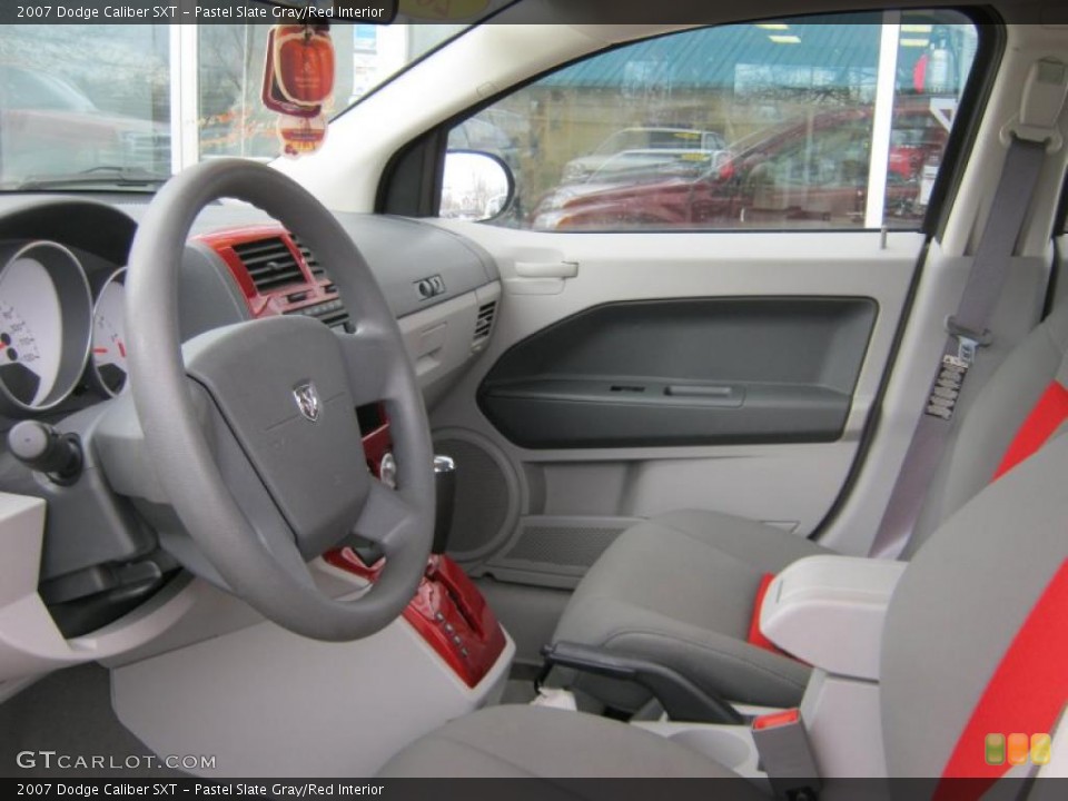 Pastel Slate Gray/Red Interior Photo for the 2007 Dodge Caliber SXT #39067019