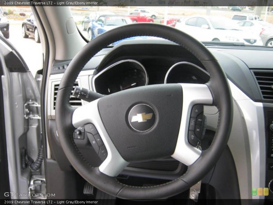 Light Gray/Ebony Interior Steering Wheel for the 2009 Chevrolet Traverse LTZ #39067483