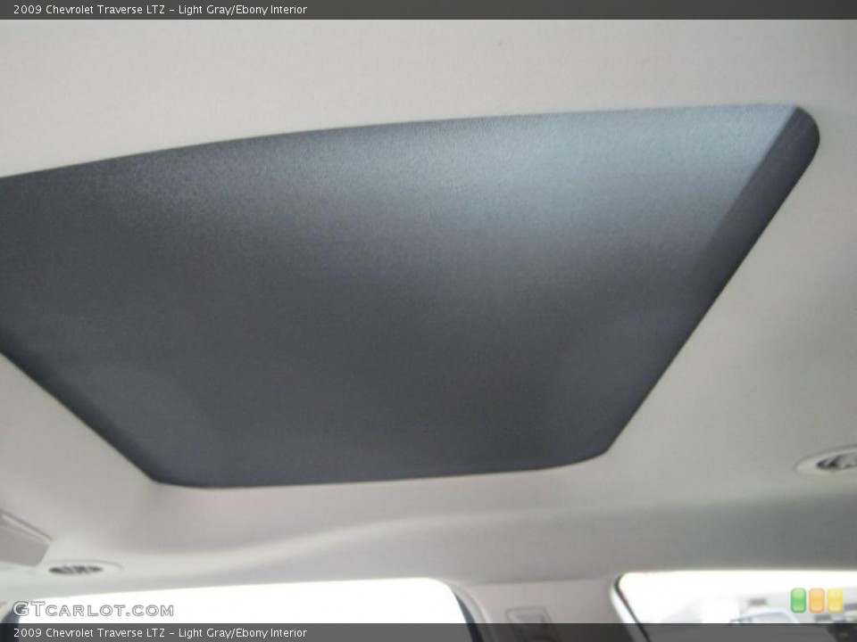 Light Gray/Ebony Interior Sunroof for the 2009 Chevrolet Traverse LTZ #39067547