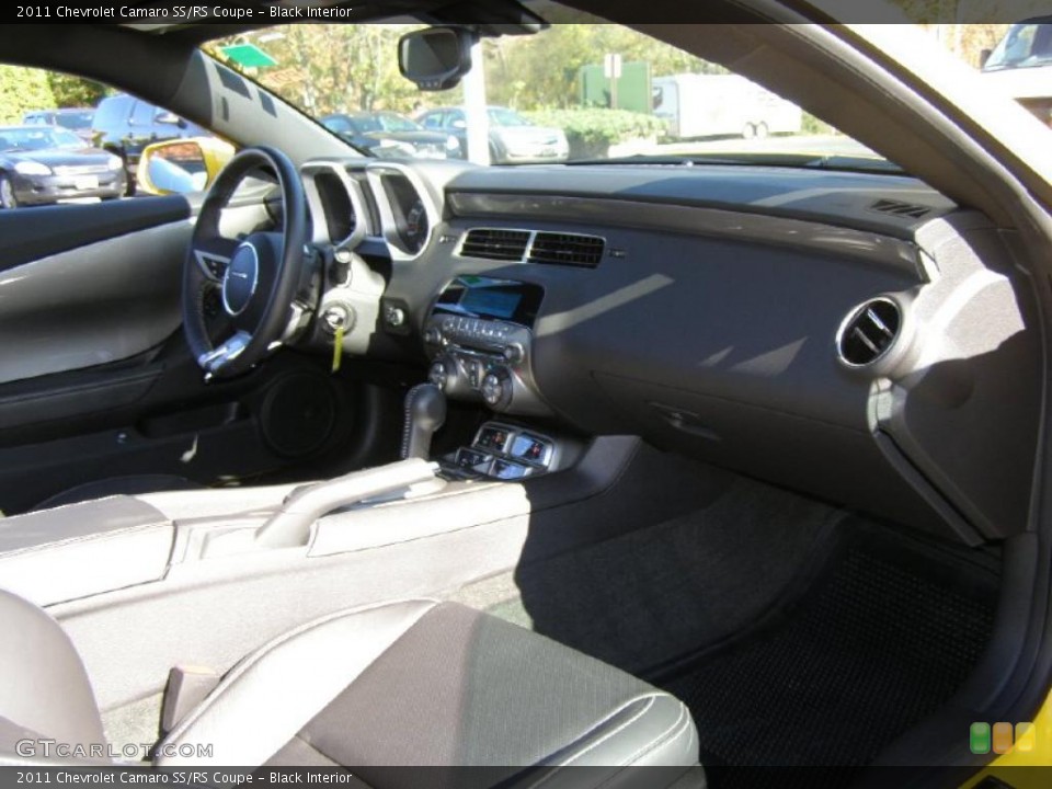 Black Interior Photo for the 2011 Chevrolet Camaro SS/RS Coupe #39069623