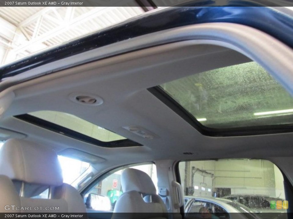 Gray Interior Sunroof for the 2007 Saturn Outlook XE AWD #39070751
