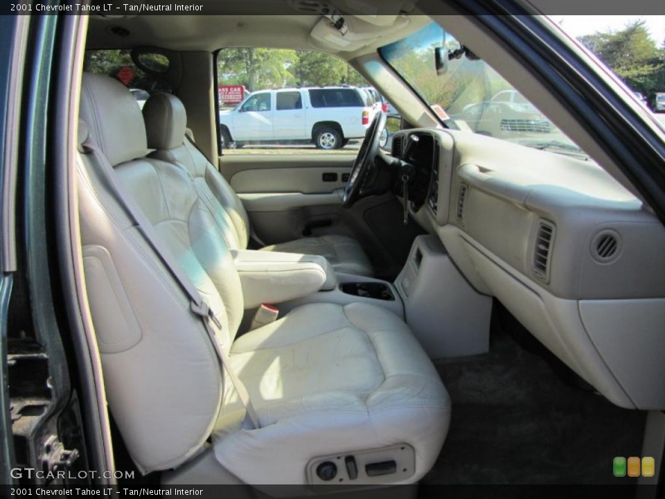Tan/Neutral Interior Photo for the 2001 Chevrolet Tahoe LT #39072759