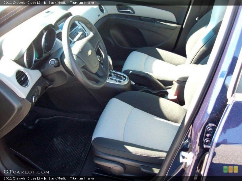 Jet Black/Medium Titanium Interior Photo for the 2011 Chevrolet Cruze LS #39073307