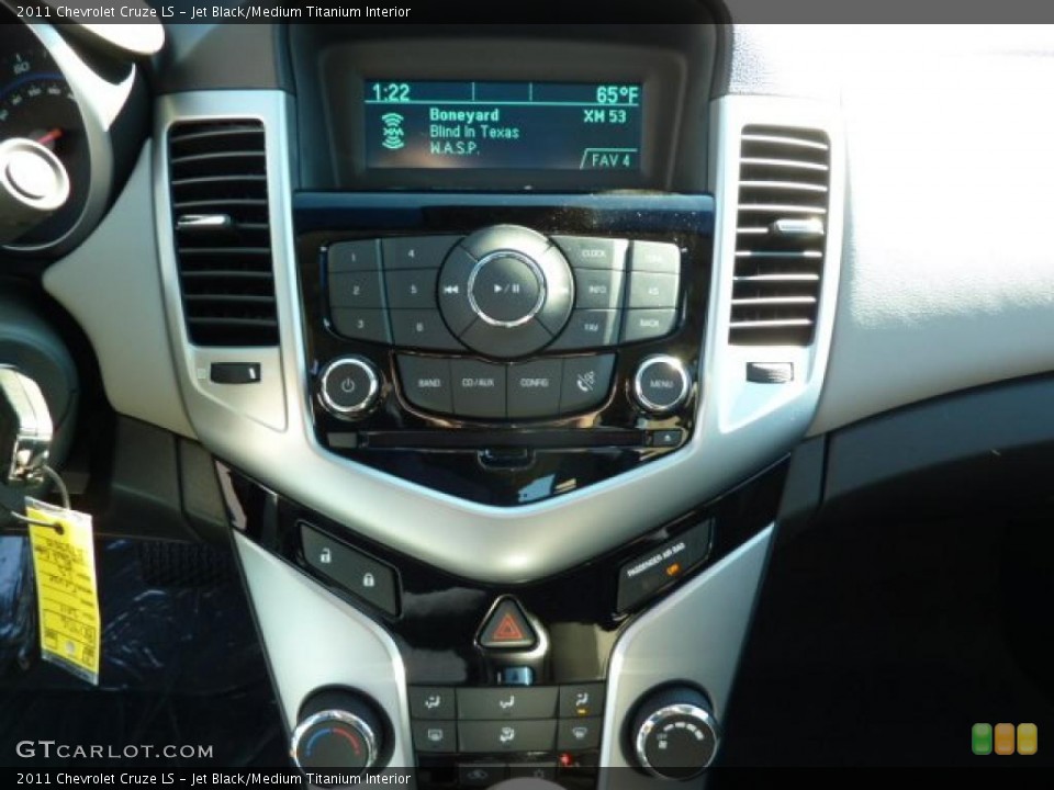 Jet Black/Medium Titanium Interior Controls for the 2011 Chevrolet Cruze LS #39077331