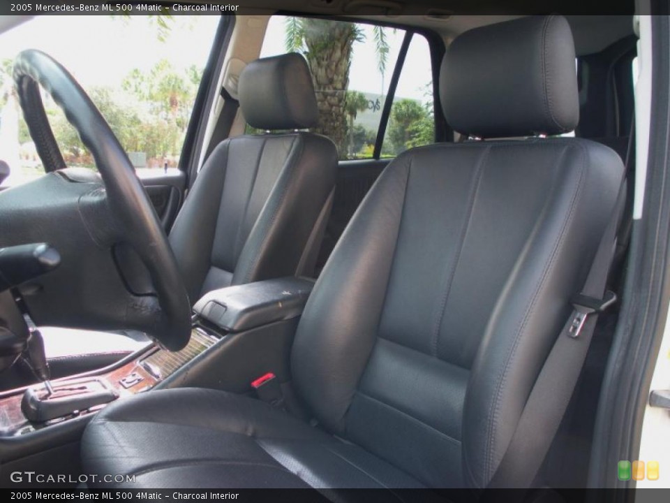 Charcoal Interior Photo for the 2005 Mercedes-Benz ML 500 4Matic #39078251