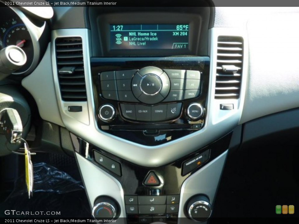 Jet Black/Medium Titanium Interior Controls for the 2011 Chevrolet Cruze LS #39080011