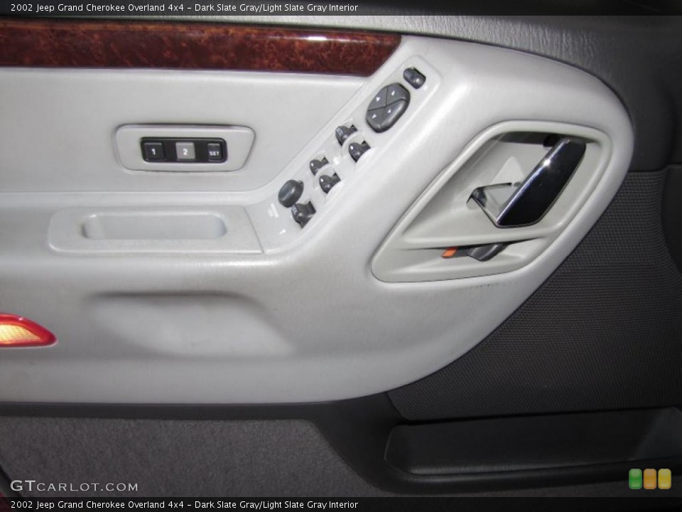 Dark Slate Gray/Light Slate Gray Interior Controls for the 2002 Jeep Grand Cherokee Overland 4x4 #39080019