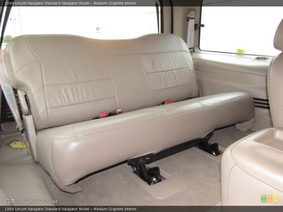 Medium Graphite Interior Photo for the 1999 Lincoln Navigator  #39080651