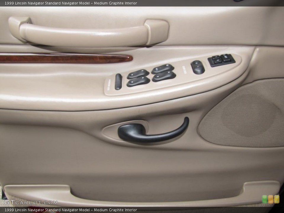 Medium Graphite Interior Controls for the 1999 Lincoln Navigator  #39080659
