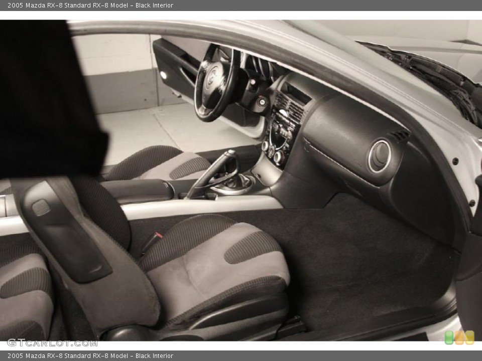 Black Interior Photo for the 2005 Mazda RX-8  #39083577