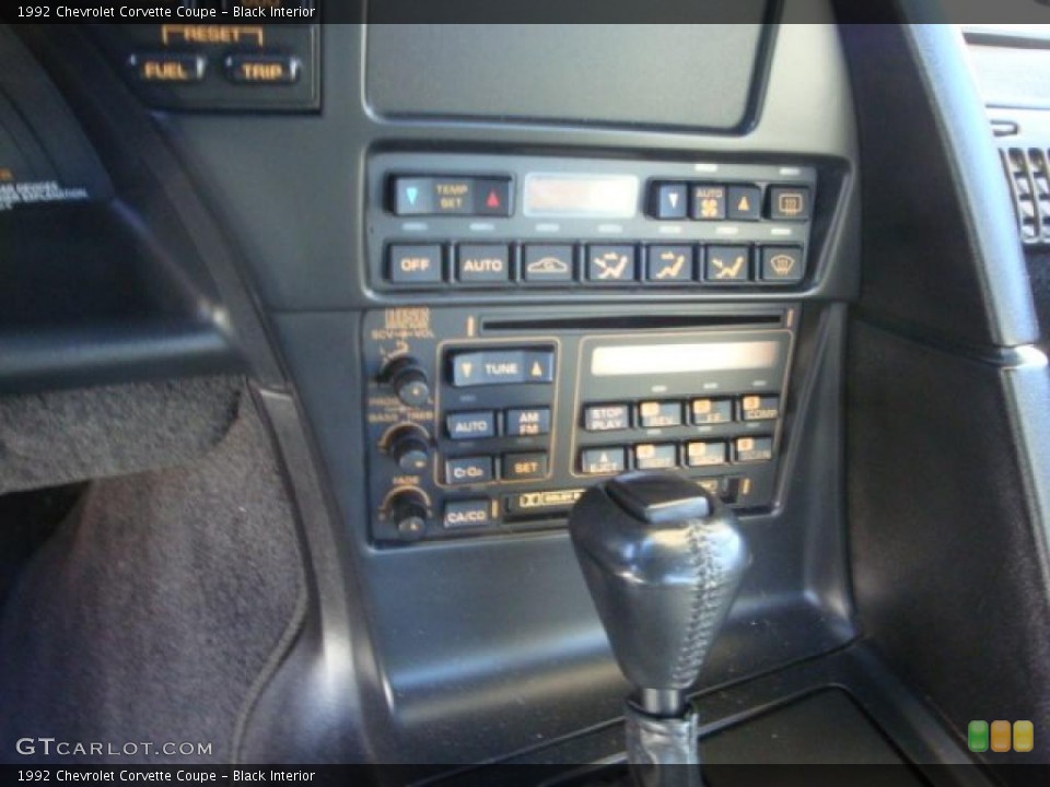Black Interior Controls for the 1992 Chevrolet Corvette Coupe #39085857