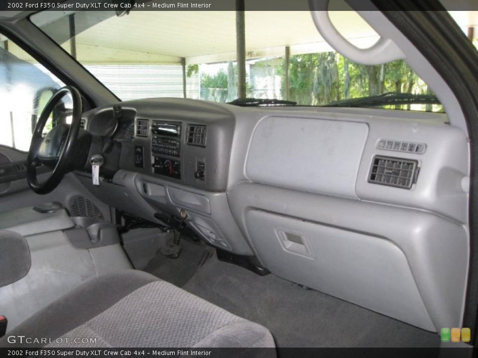 Medium Flint Interior Dashboard for the 2002 Ford F350 Super Duty XLT Crew Cab 4x4 #39086093