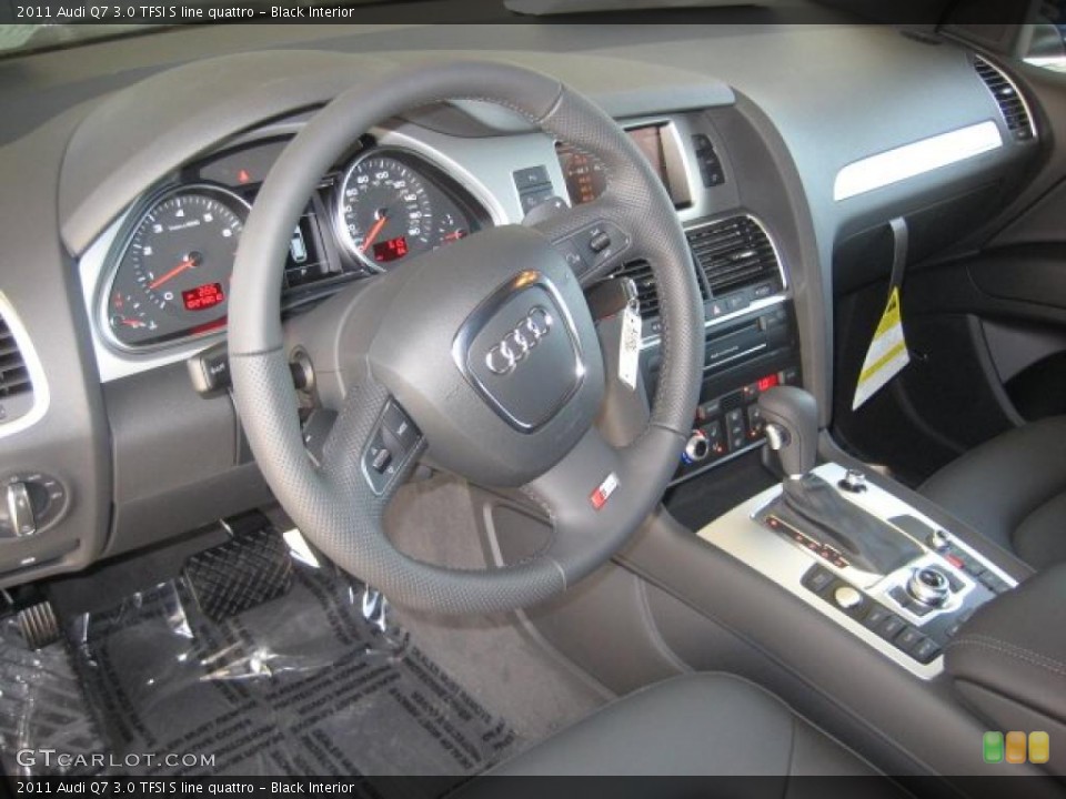 Black Interior Prime Interior for the 2011 Audi Q7 3.0 TFSI S line quattro #39088425