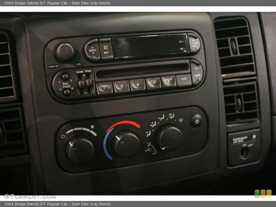Dark Slate Gray Interior Controls for the 2004 Dodge Dakota SXT Regular Cab #39090714
