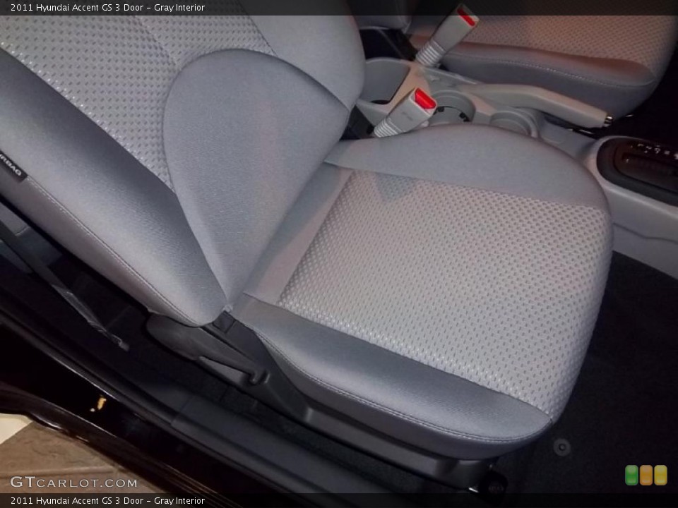 Gray Interior Photo for the 2011 Hyundai Accent GS 3 Door #39092158