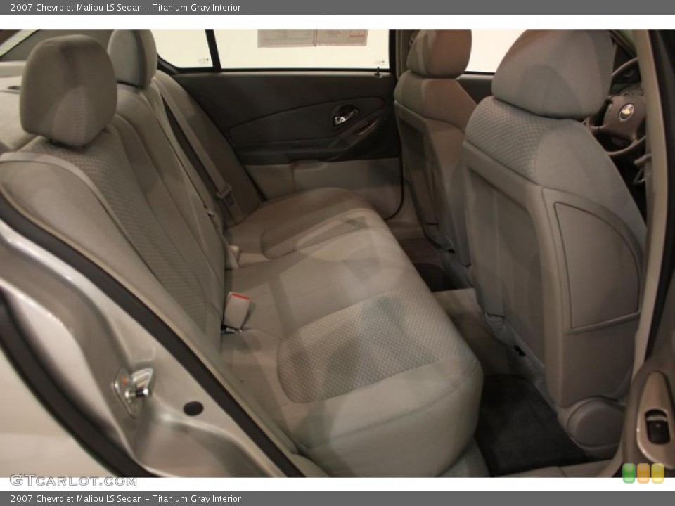 Titanium Gray Interior Photo for the 2007 Chevrolet Malibu LS Sedan #39094010