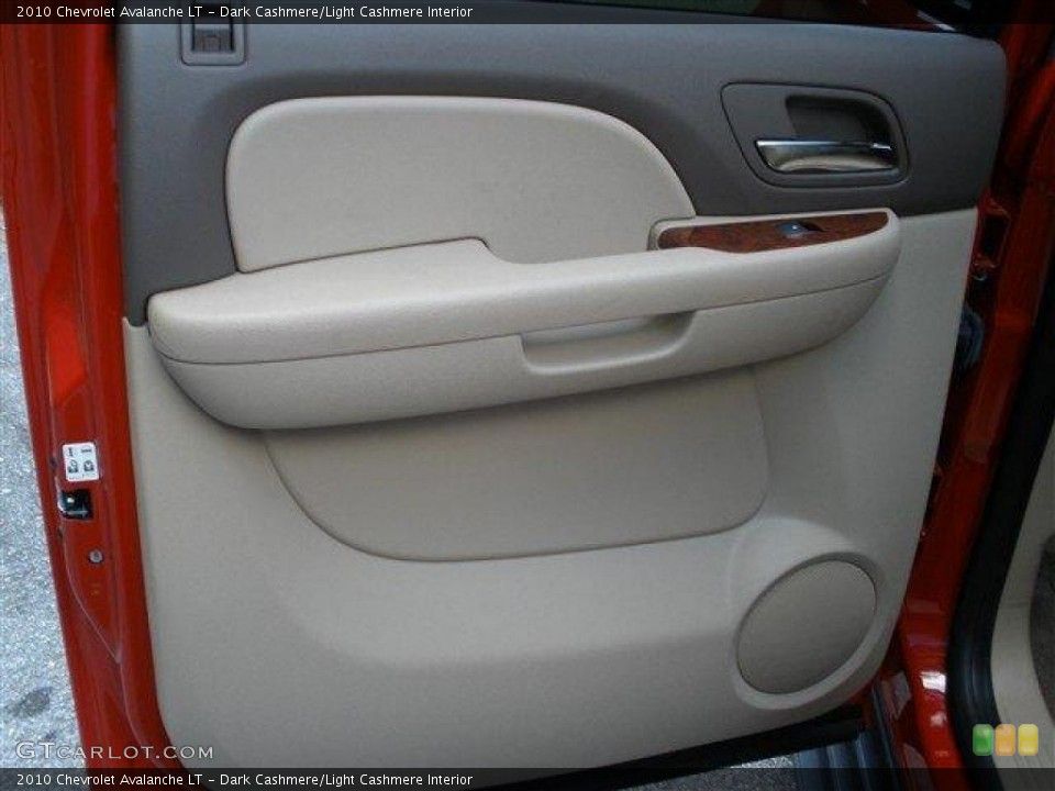 Dark Cashmere/Light Cashmere Interior Door Panel for the 2010 Chevrolet Avalanche LT #39094410