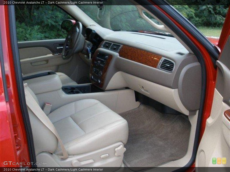 Dark Cashmere/Light Cashmere Interior Photo for the 2010 Chevrolet Avalanche LT #39094422