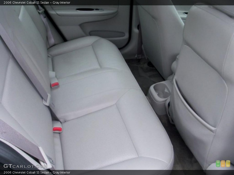 Gray Interior Photo for the 2006 Chevrolet Cobalt SS Sedan #39094674