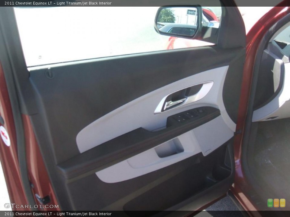 Light Titanium/Jet Black Interior Door Panel for the 2011 Chevrolet Equinox LT #39095178