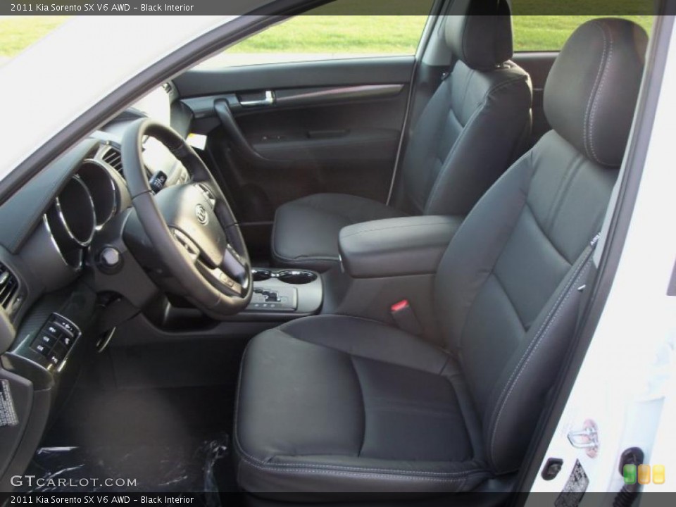 Black Interior Photo for the 2011 Kia Sorento SX V6 AWD #39097474